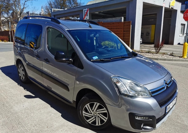 Citroen Berlingo cena 34900 przebieg: 205206, rok produkcji 2015 z Warszawa małe 704